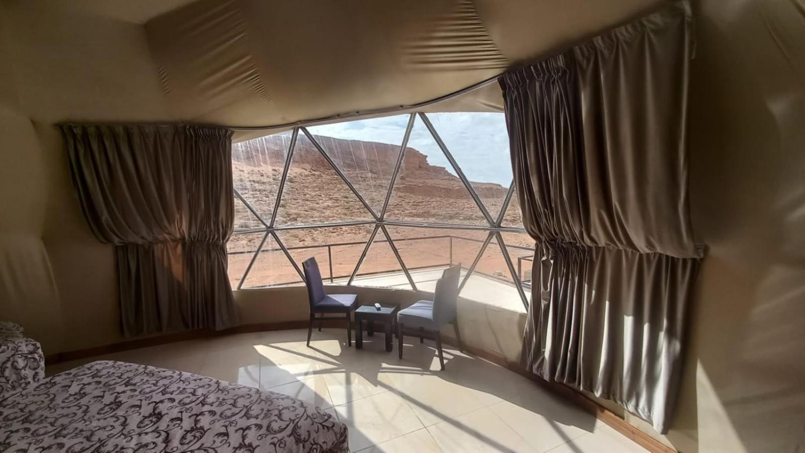 Al Raha Luxury Camp Hotell Wadi Rum Eksteriør bilde