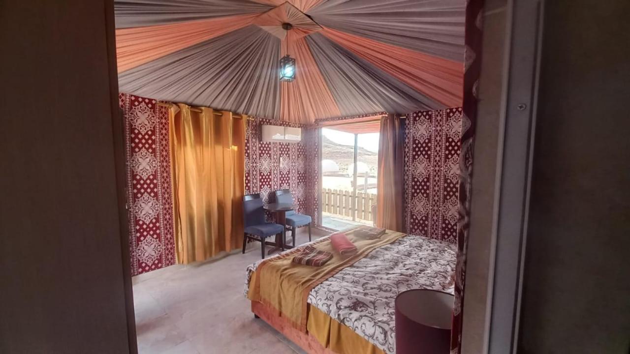 Al Raha Luxury Camp Hotell Wadi Rum Eksteriør bilde