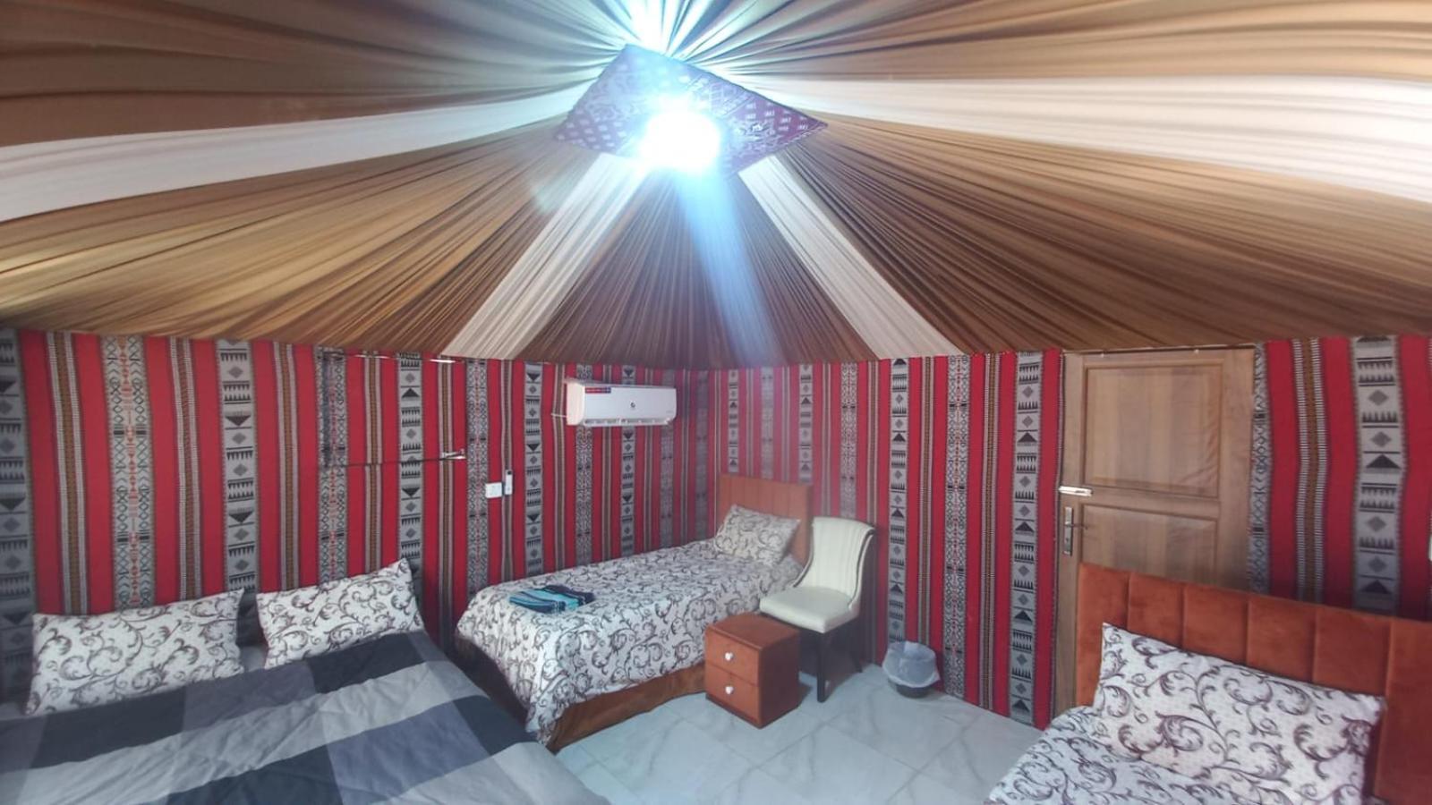 Al Raha Luxury Camp Hotell Wadi Rum Eksteriør bilde