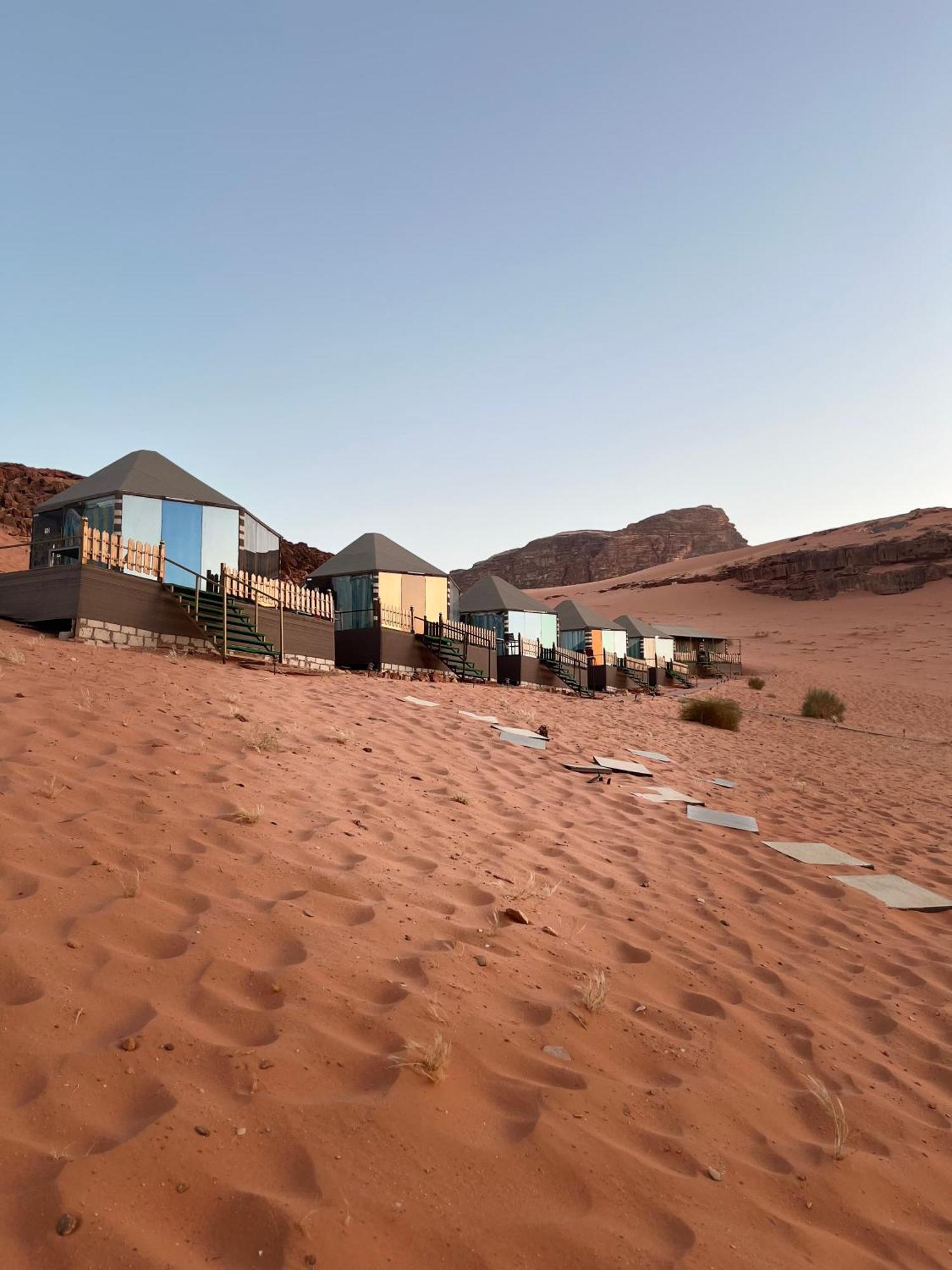 Al Raha Luxury Camp Hotell Wadi Rum Eksteriør bilde