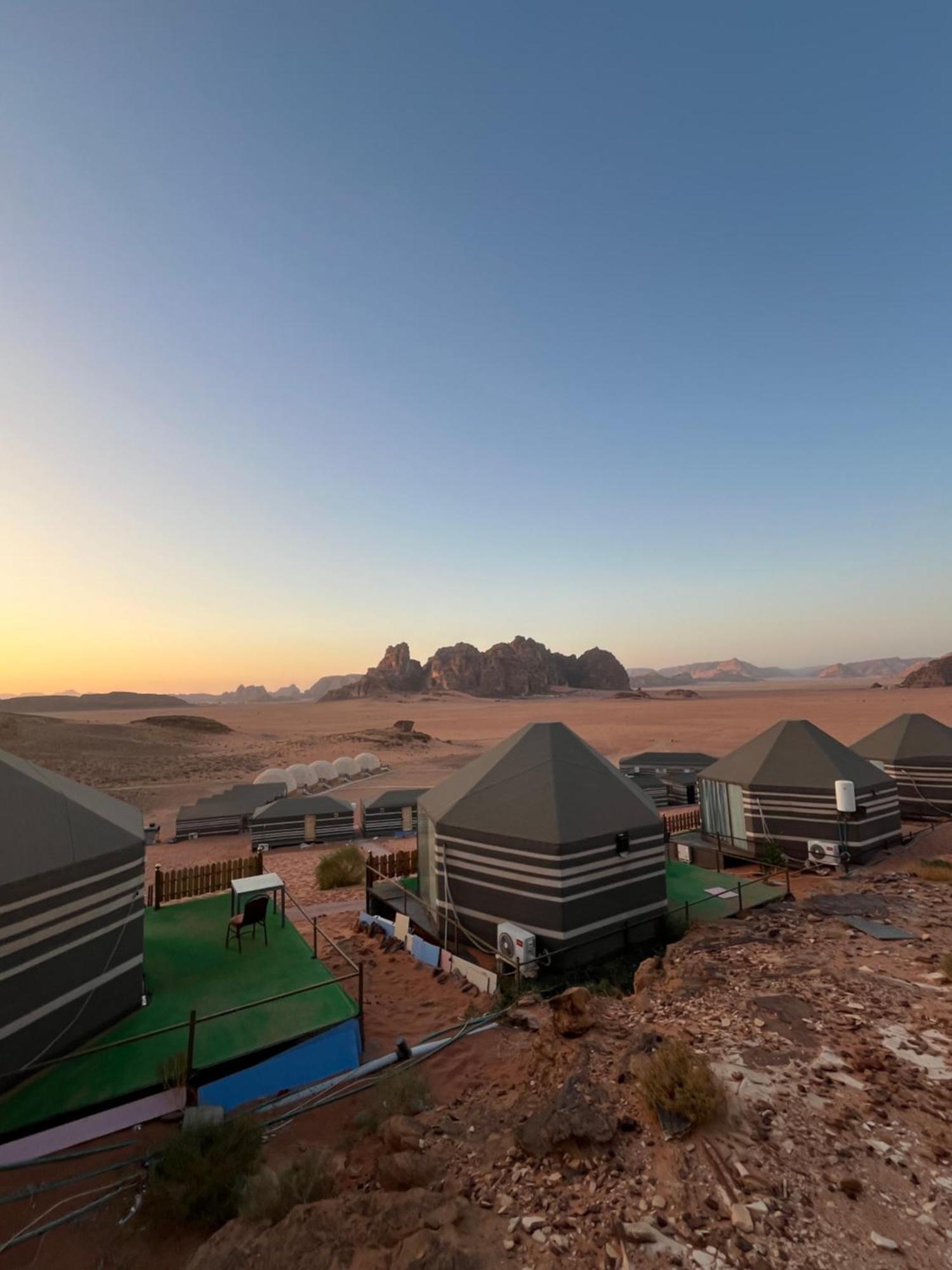 Al Raha Luxury Camp Hotell Wadi Rum Eksteriør bilde