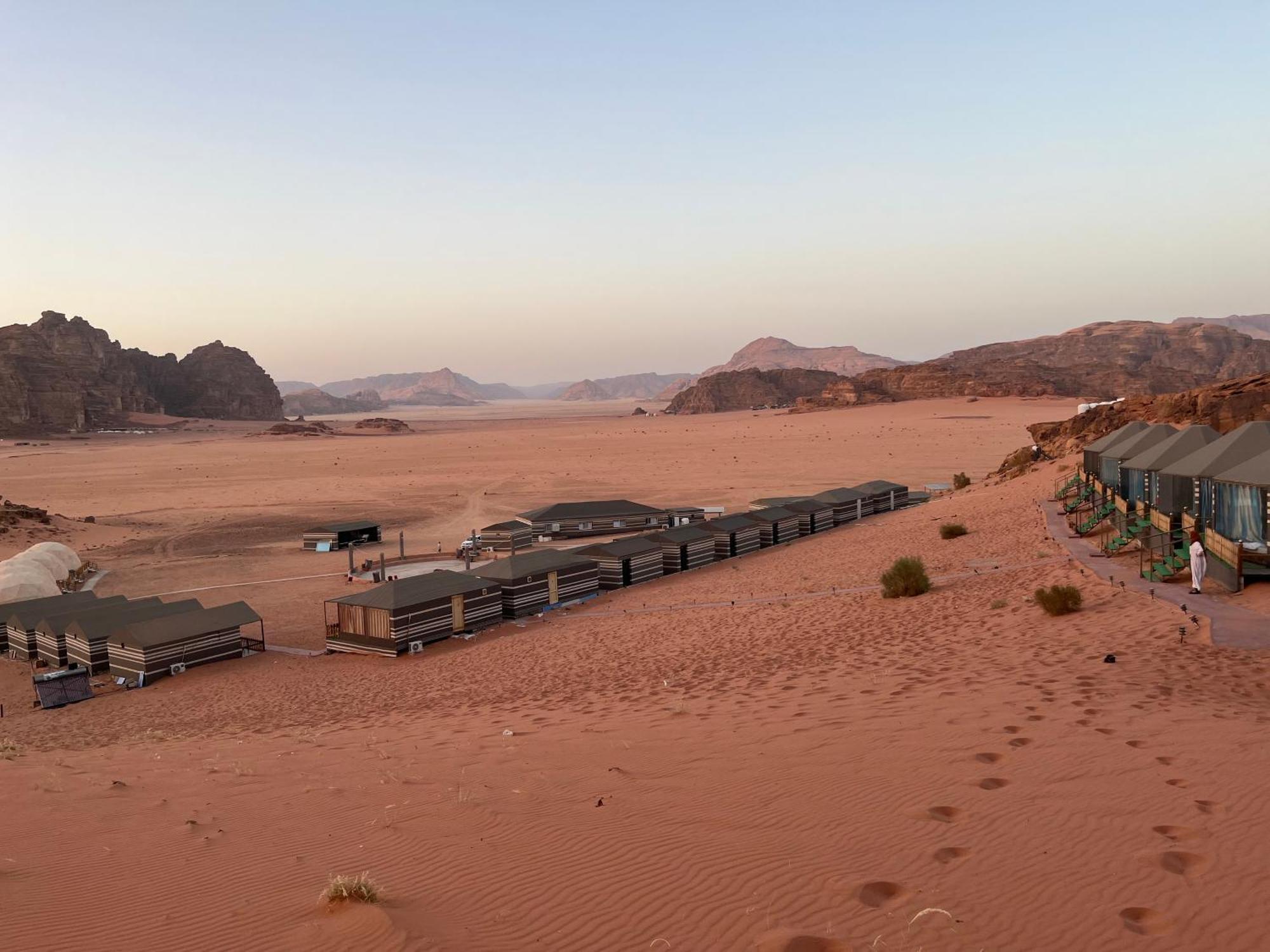 Al Raha Luxury Camp Hotell Wadi Rum Eksteriør bilde
