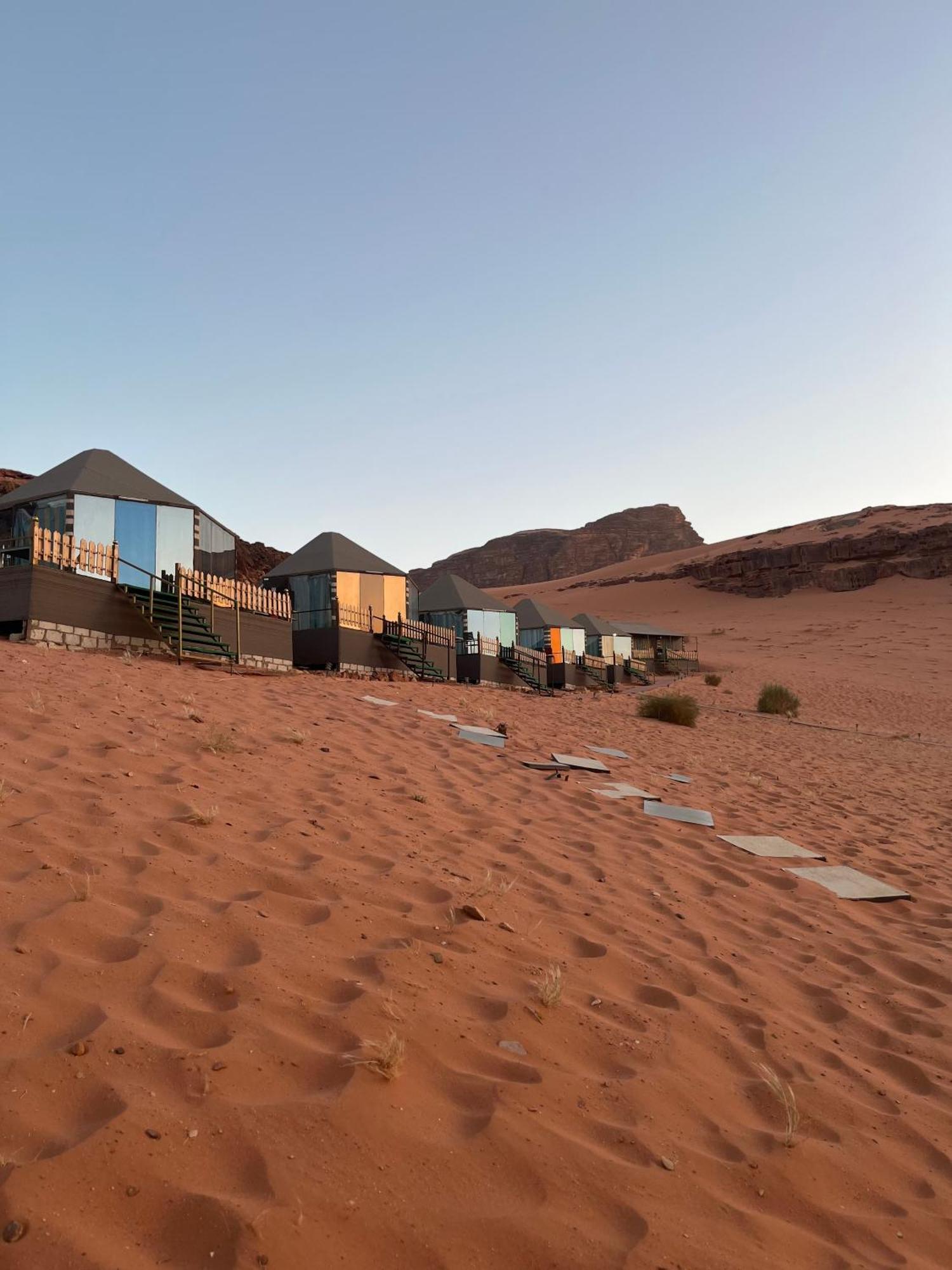 Al Raha Luxury Camp Hotell Wadi Rum Eksteriør bilde