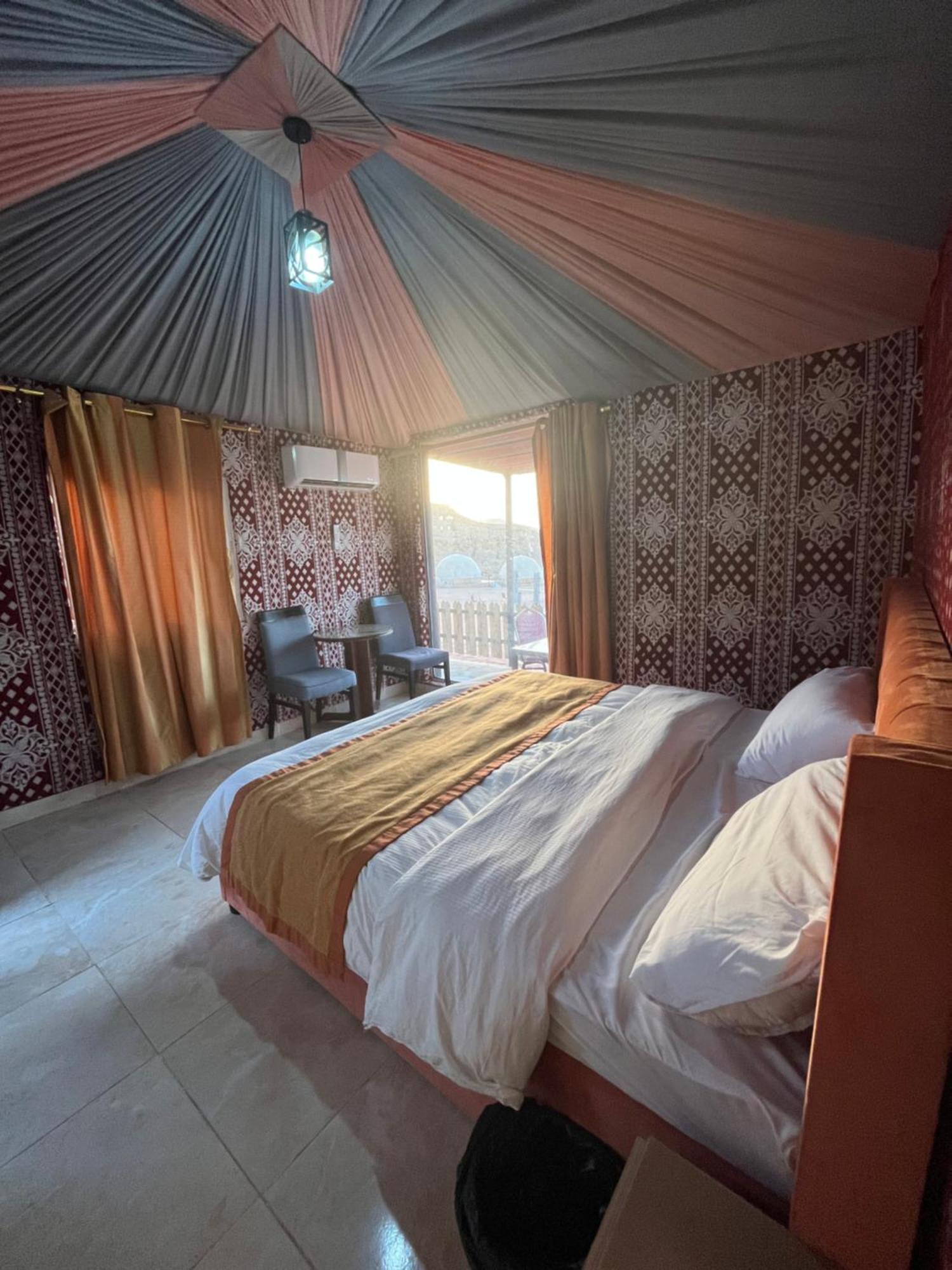 Al Raha Luxury Camp Hotell Wadi Rum Eksteriør bilde